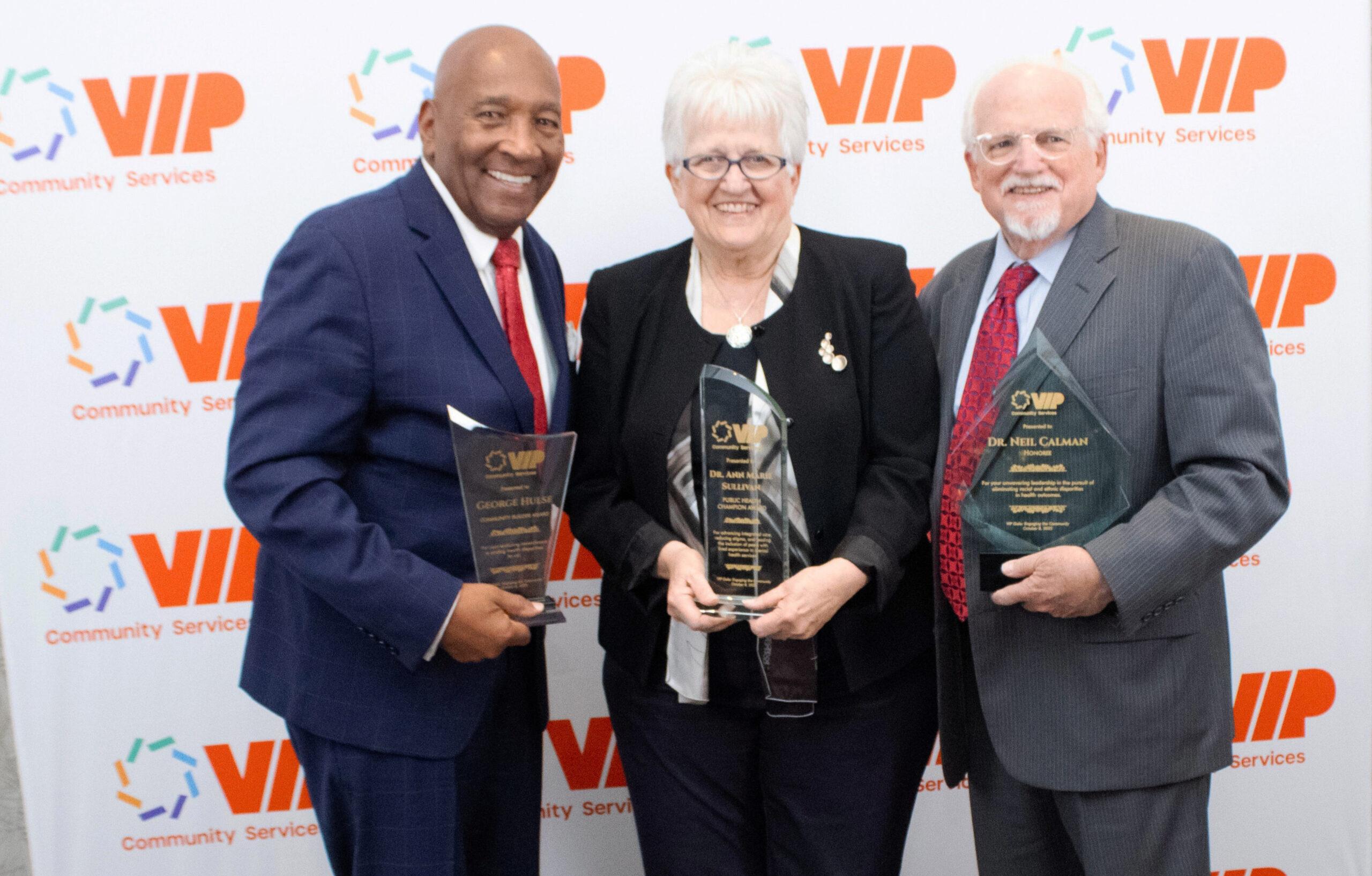 Dr. Neil Calman honored at VIP Community Services’ annual gala